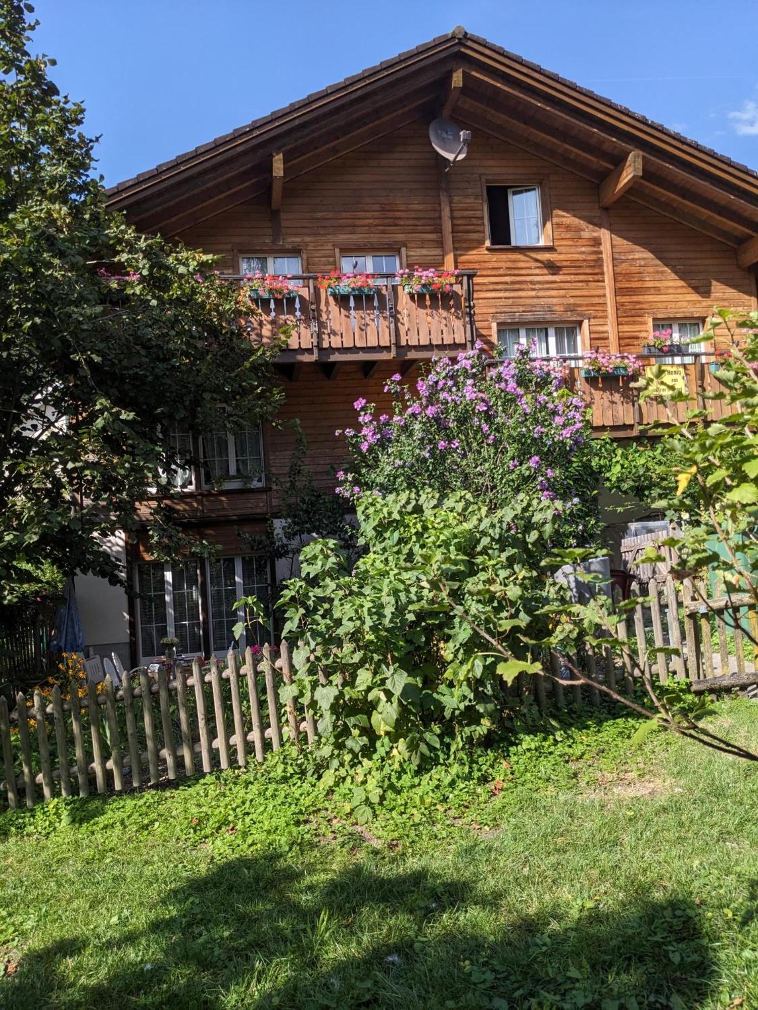 Bed And Breakfast - Die Aelplersuit Fuer Backpackers Im Berghuesli Linthal Екстер'єр фото