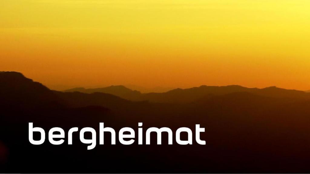Bed And Breakfast - Die Aelplersuit Fuer Backpackers Im Berghuesli Linthal Екстер'єр фото